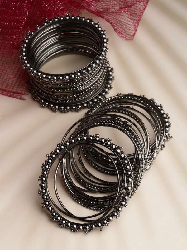 oxidized-jewellery-trends-bangles